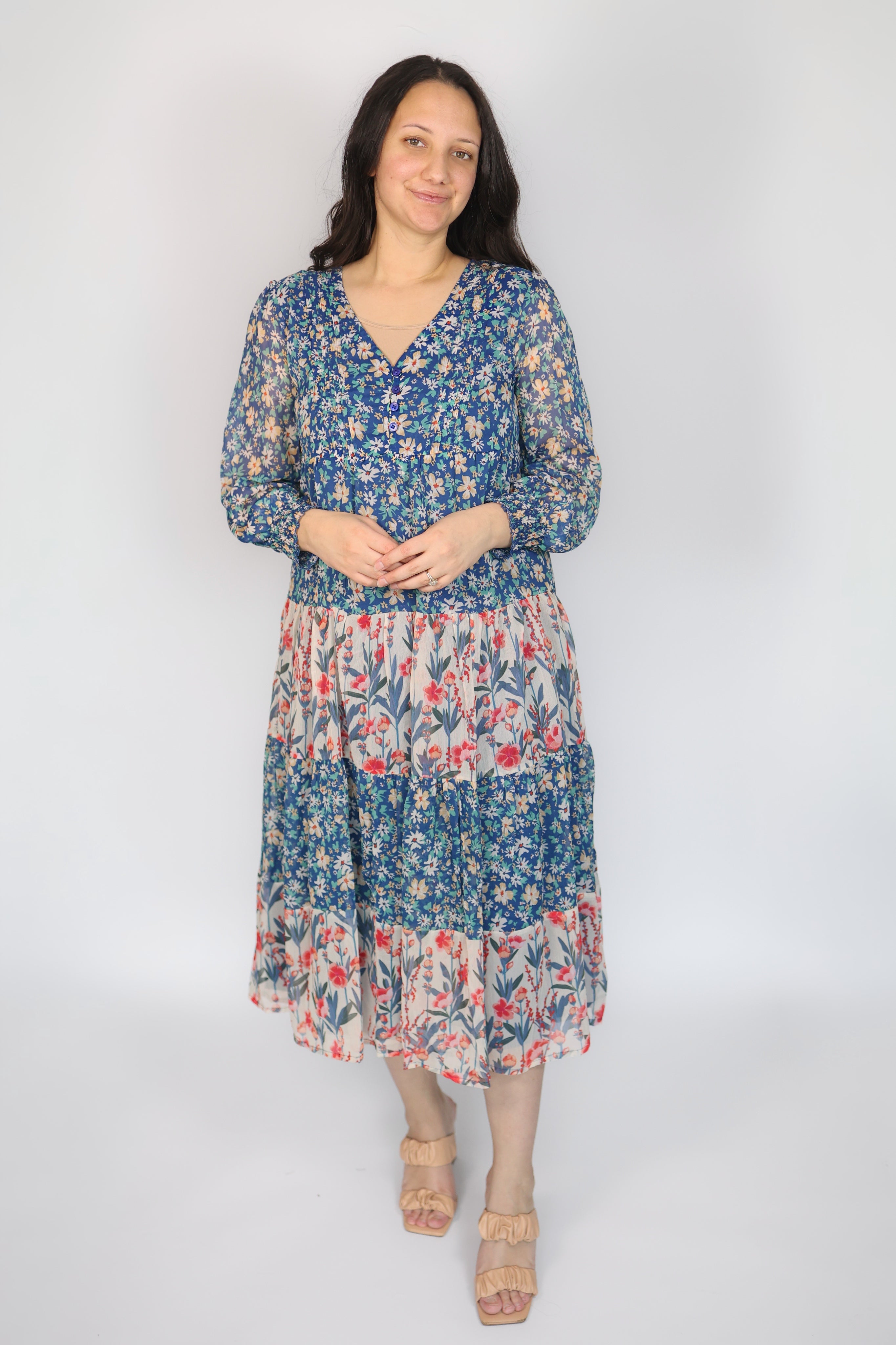 Vestido midi escalonado floral Corrine