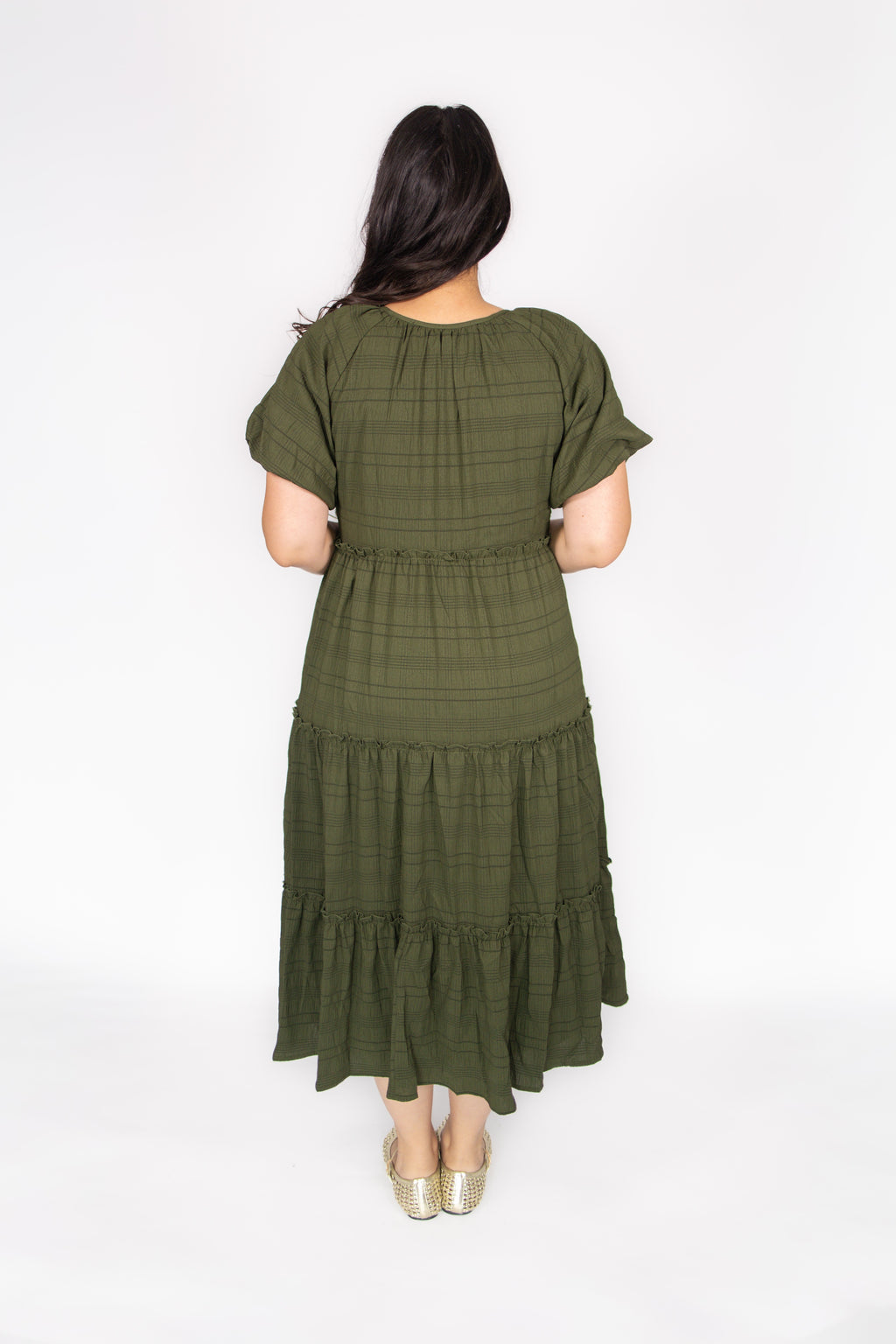 Vestido midi Serena en color oliva
