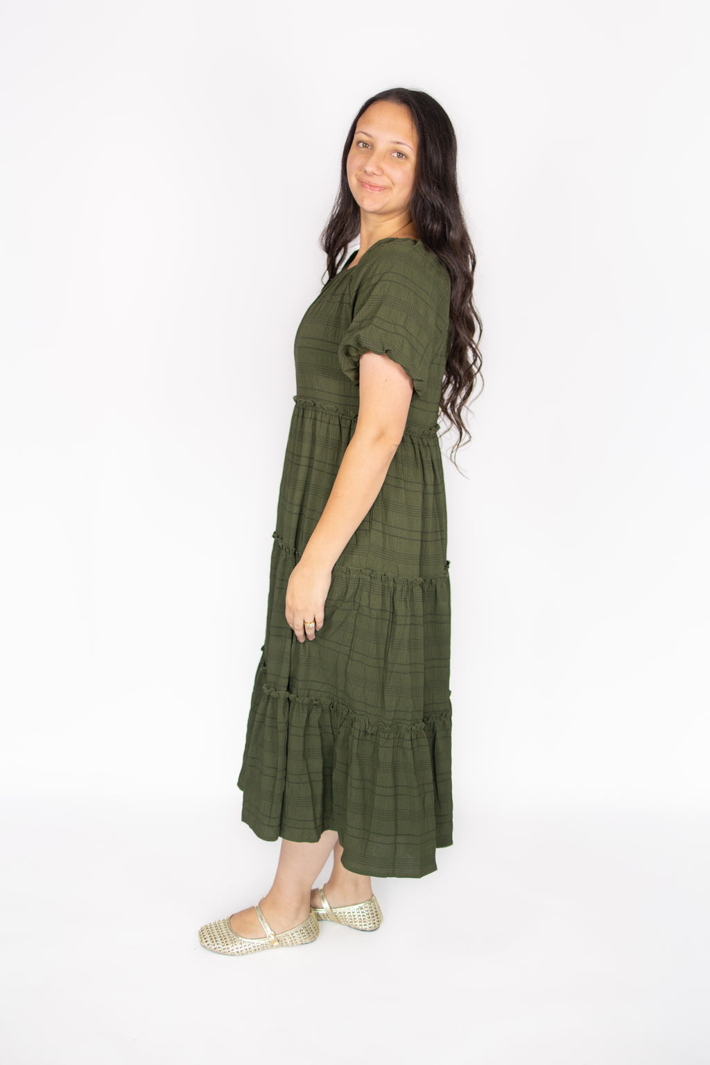 Vestido midi Serena en color oliva