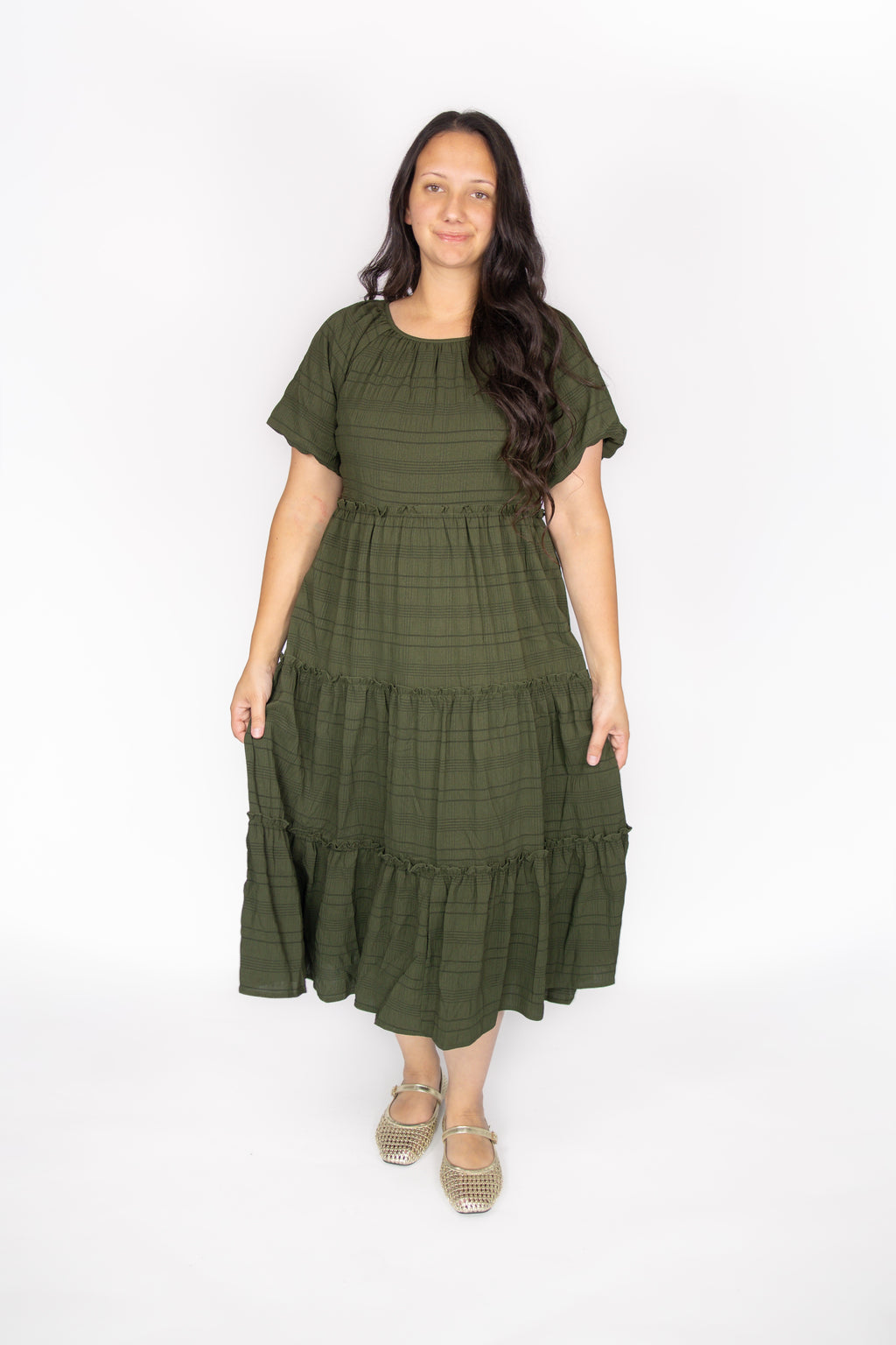 Vestido midi Serena en color oliva