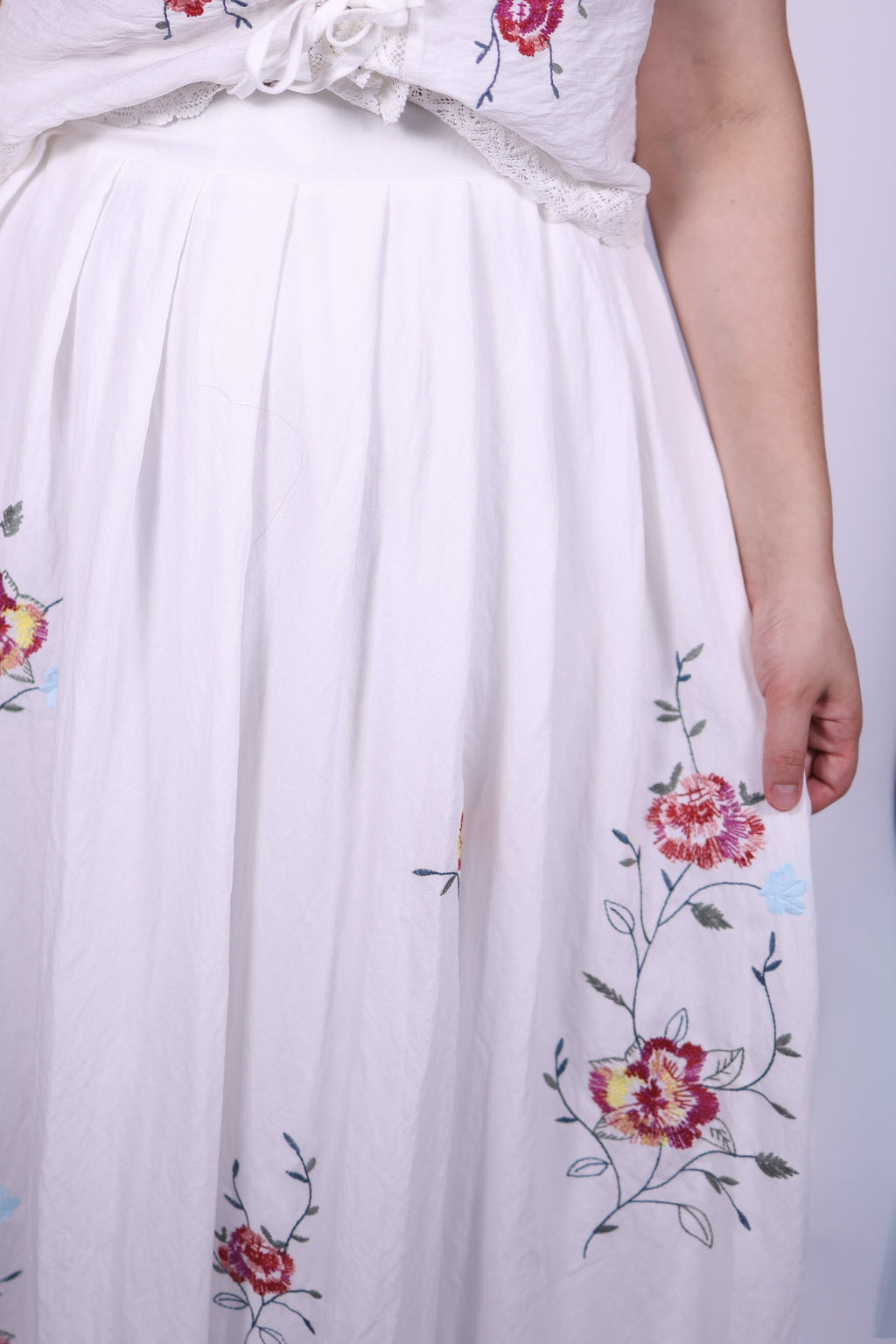 Vivienne Embroidered Maxi Set in Ivory