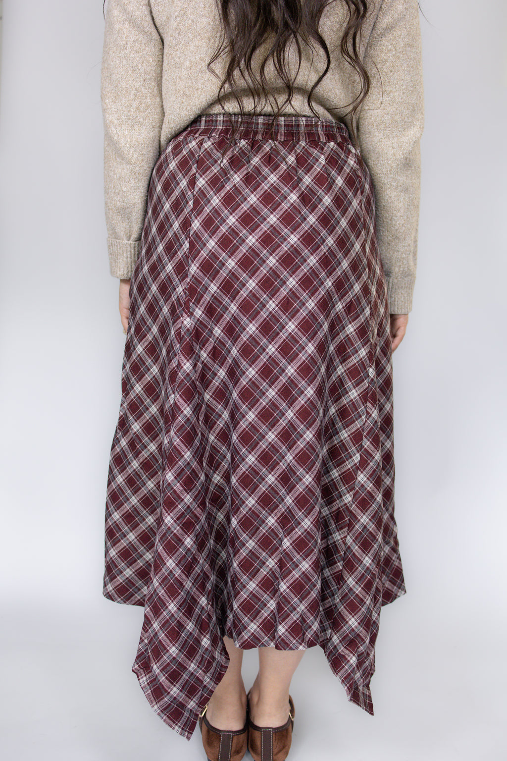 Plaid Hanky Hem Midi Skirt in Burgundy