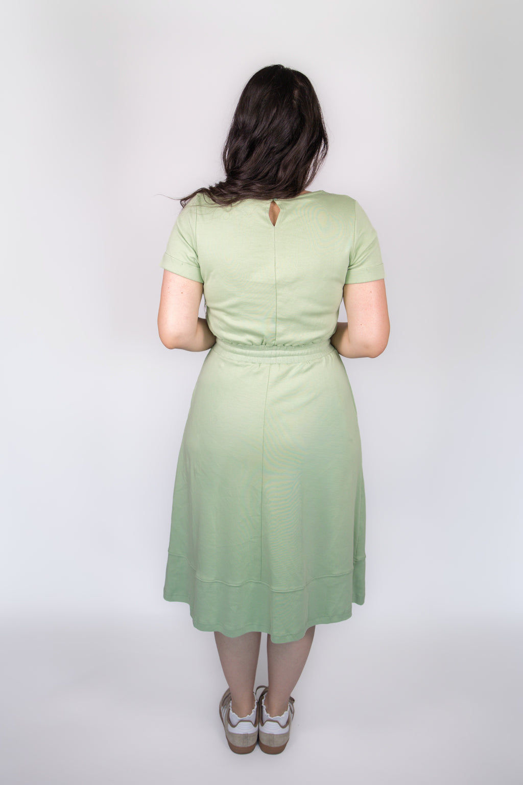 Mia Casual Midi Dress in Green