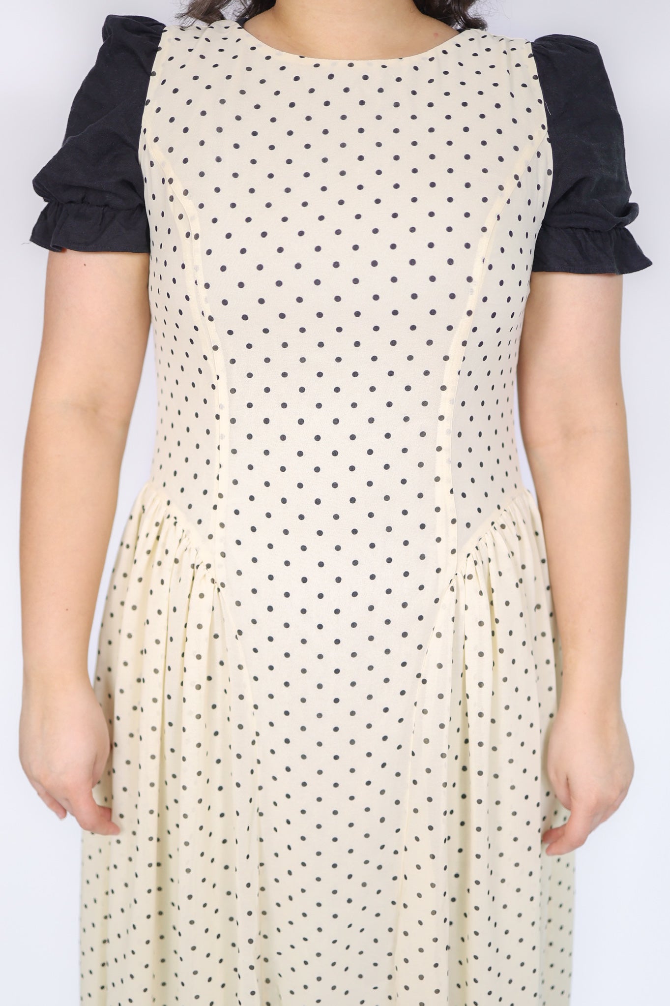 Vestido Camisero Kamrie de Lunares en Crema