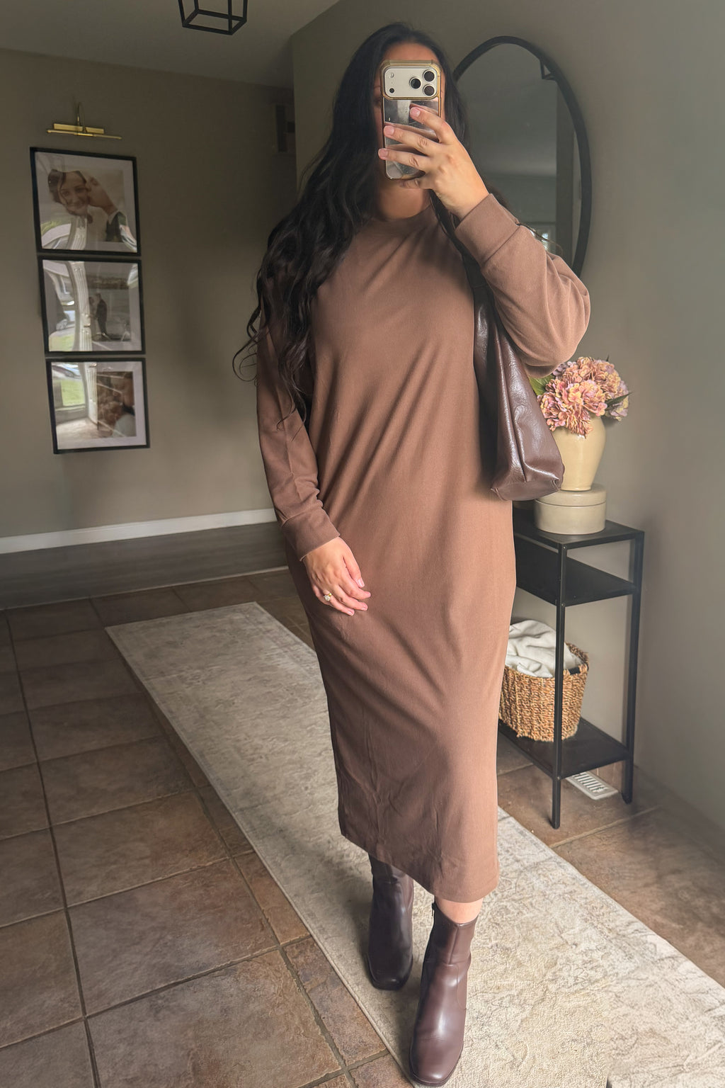 Stevie Casual Sweatshirt Dress in Mocha